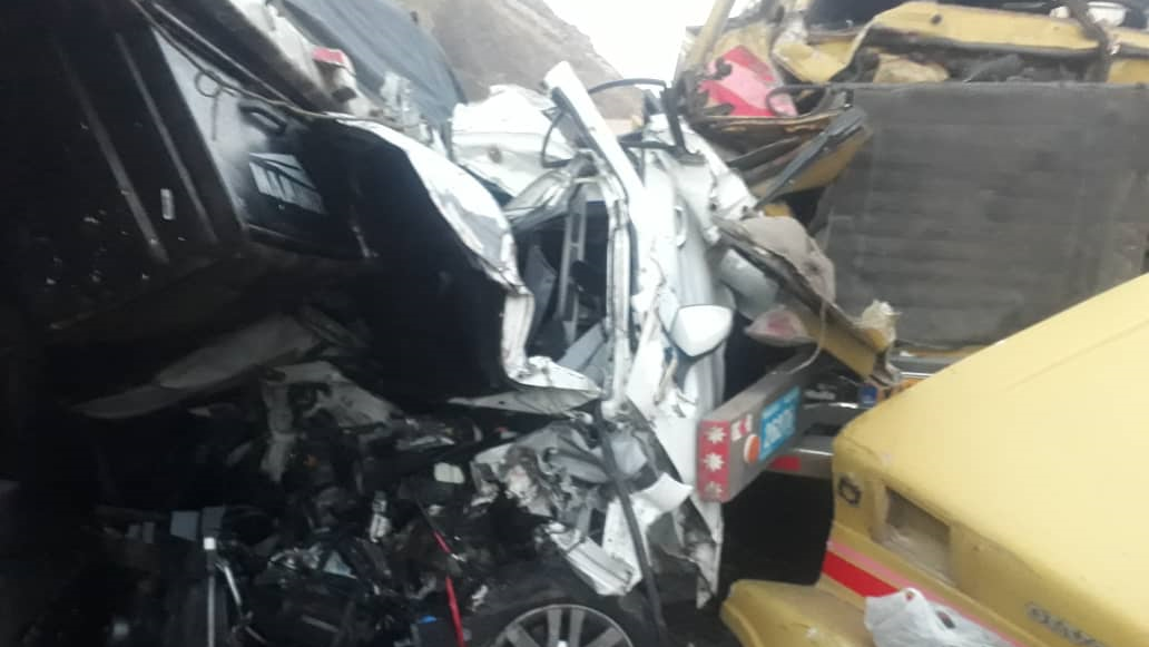 جان باختن ۳ نفر و مصدومیت ۶ نفر در حادثه رانندگی محور یاسوج-اصفهان